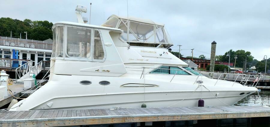 Resilience 42ft Sea Ray Yacht For Sale