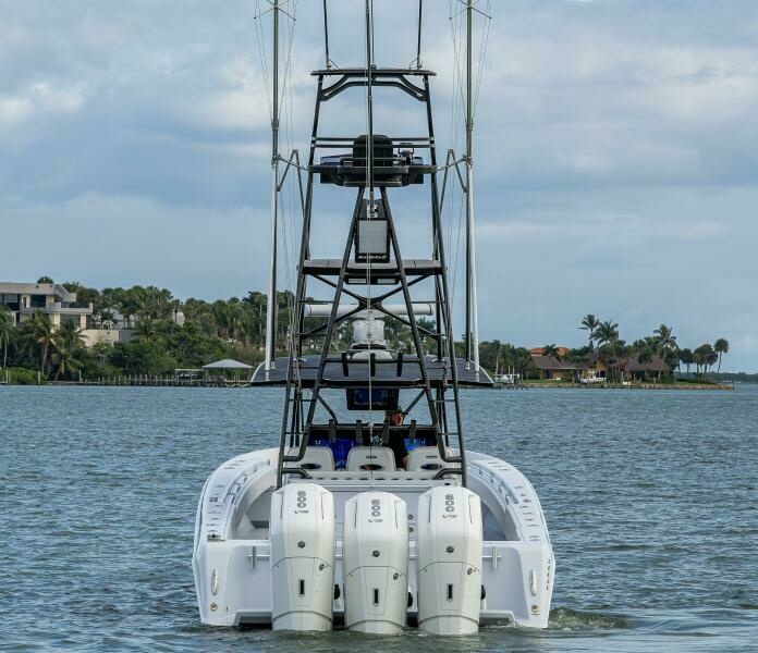 44ft Contender Yacht For Sale