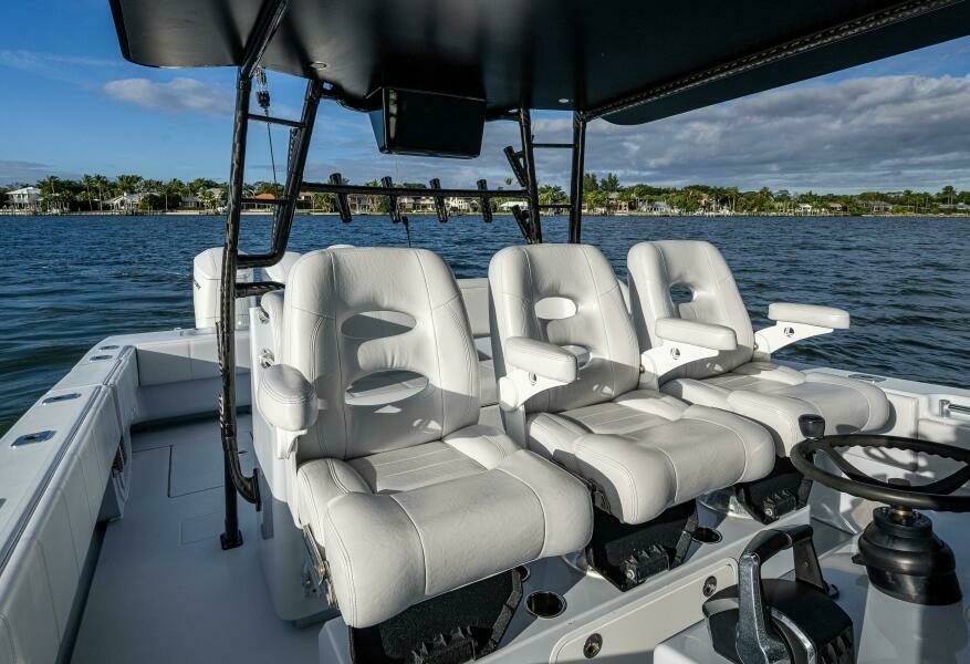 44ft Contender Yacht For Sale