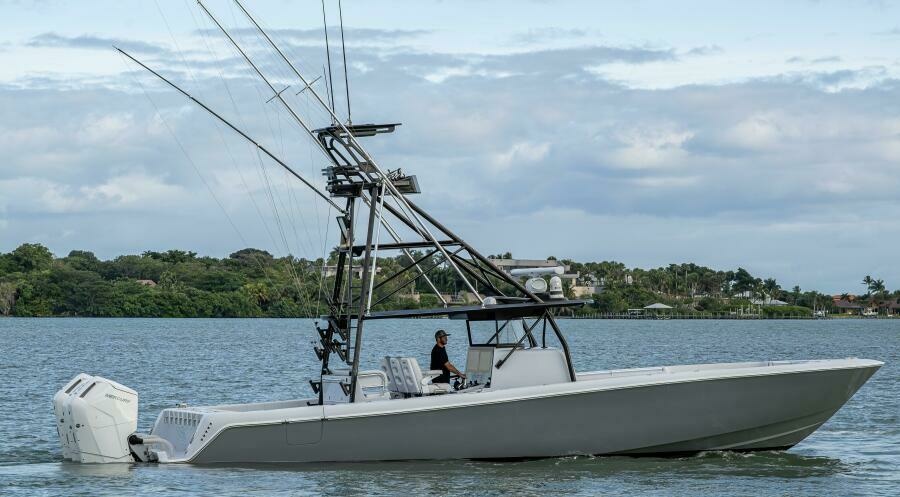 44ft Contender Yacht For Sale