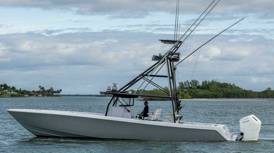 44ft Contender Yacht For Sale