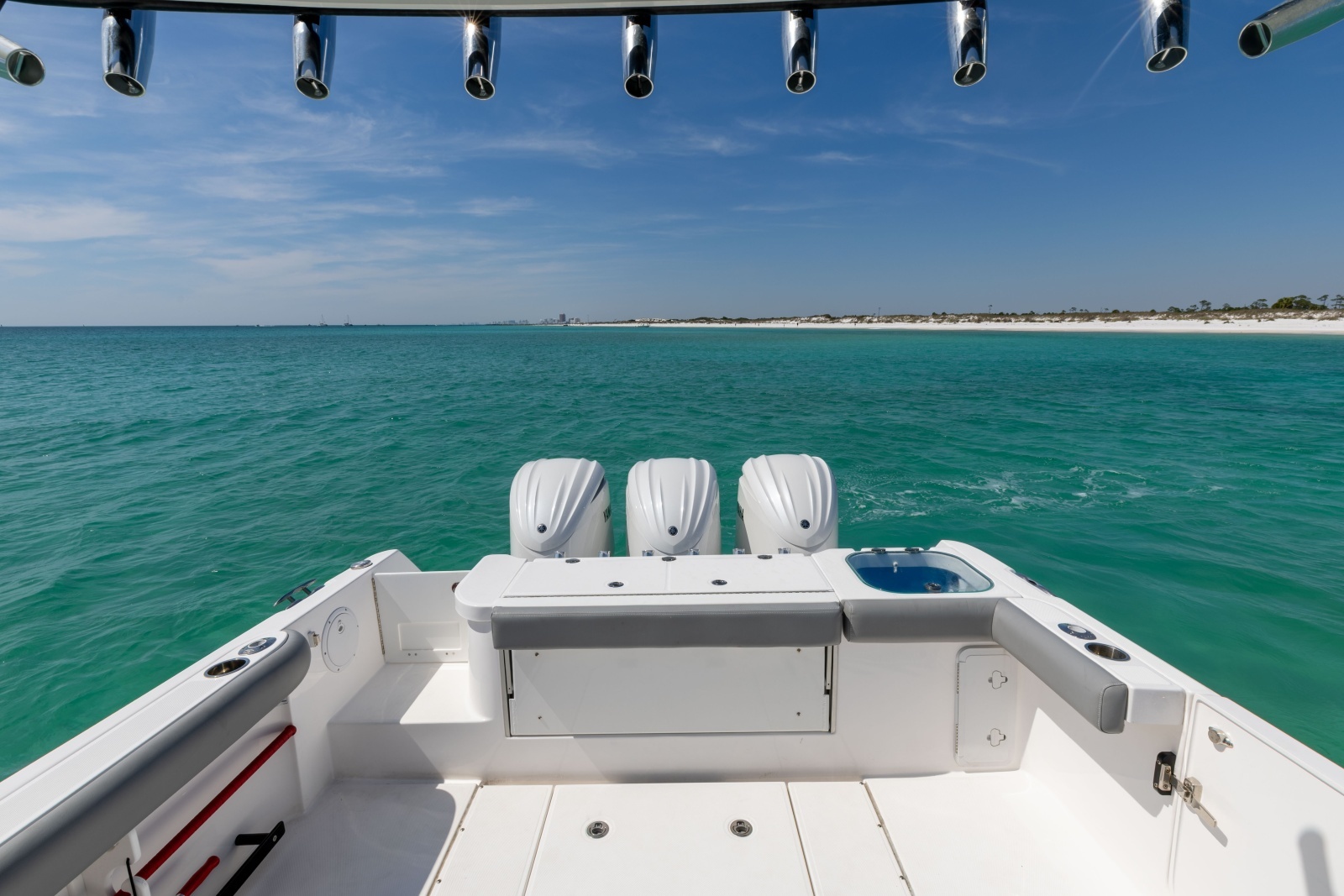 2023 Everglades 365 CC-