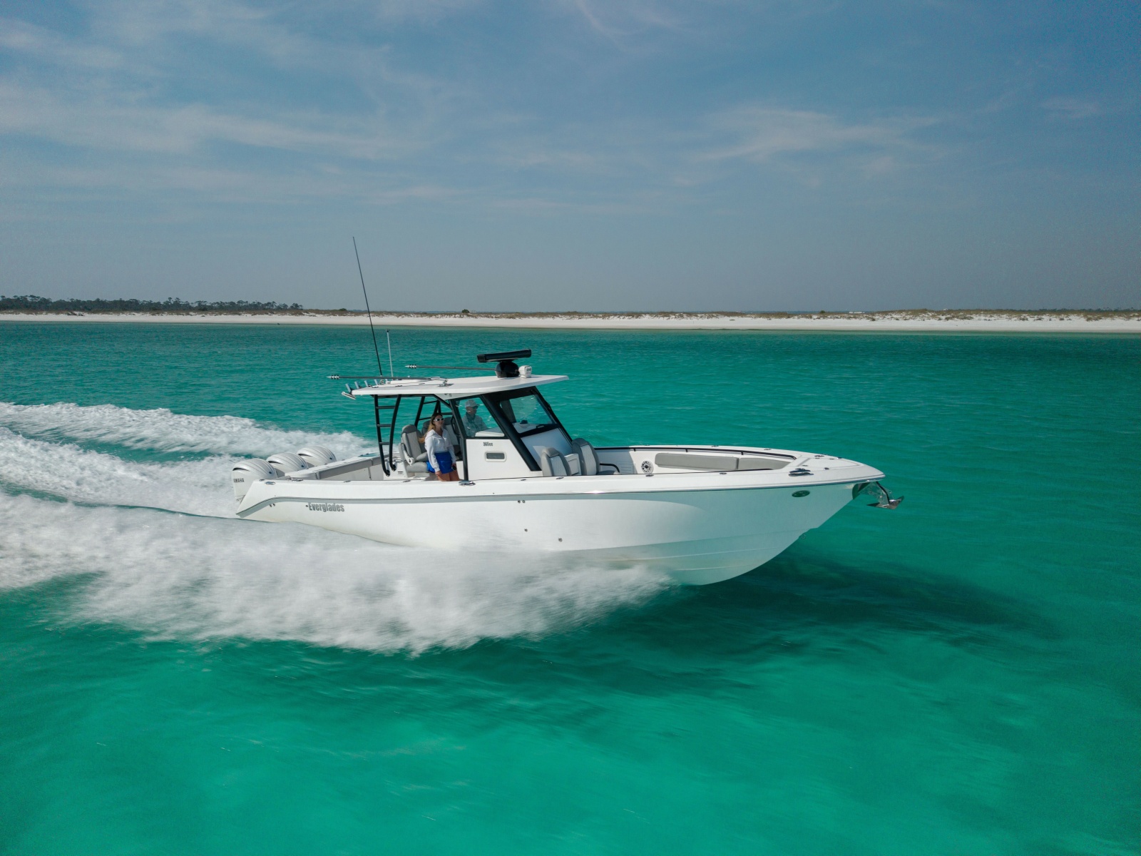 2023 Everglades 365 CC- Profile