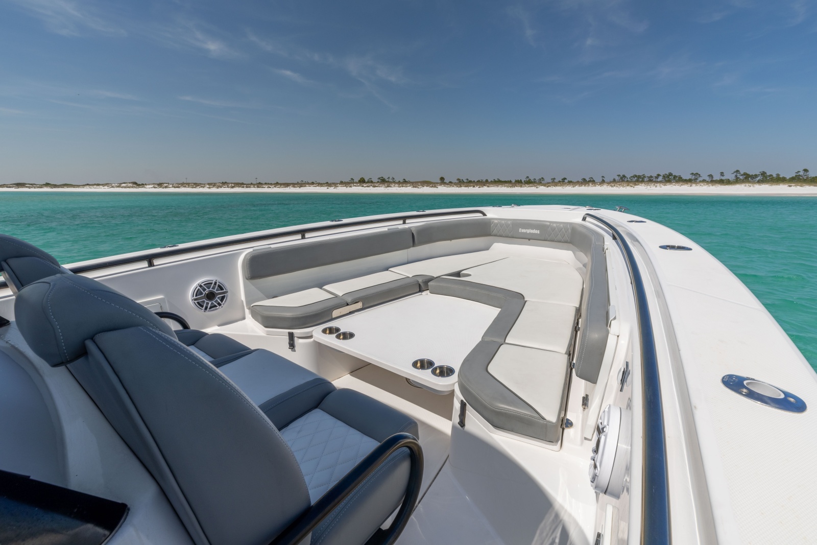 2023 Everglades 365 CC-