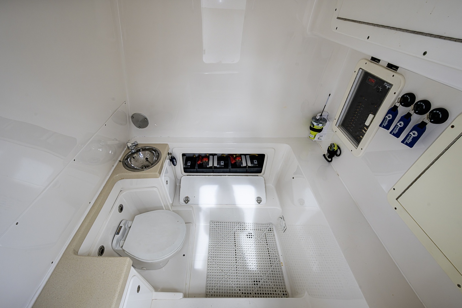 42ft Invincible Yacht For Sale