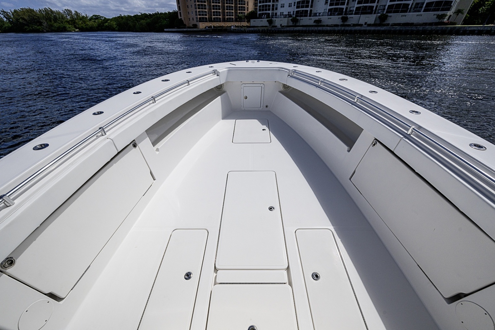 42ft Invincible Yacht For Sale