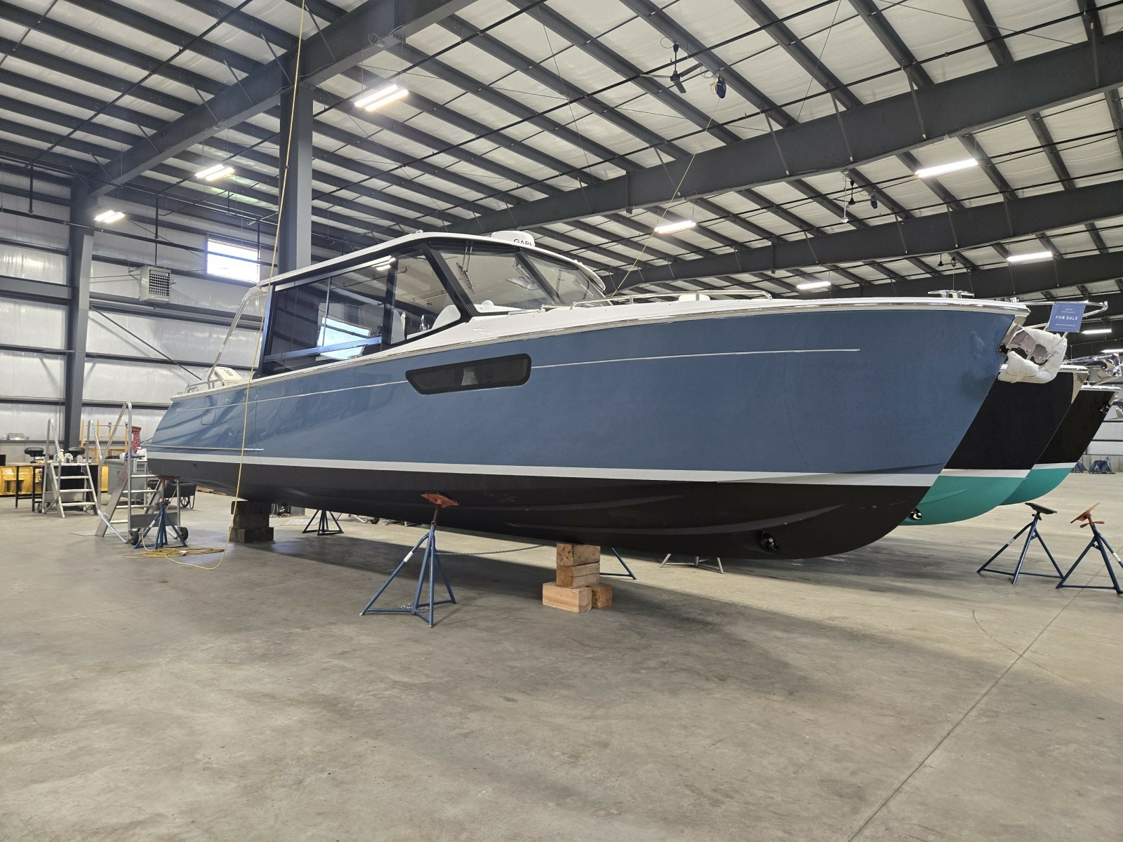 The Sunshine Crew 38ft MJM Yacht For Sale