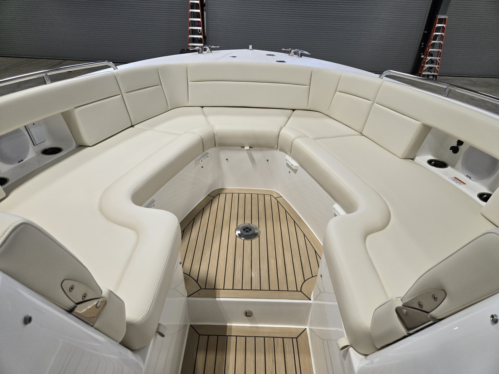 The Sunshine Crew 38ft MJM Yacht For Sale