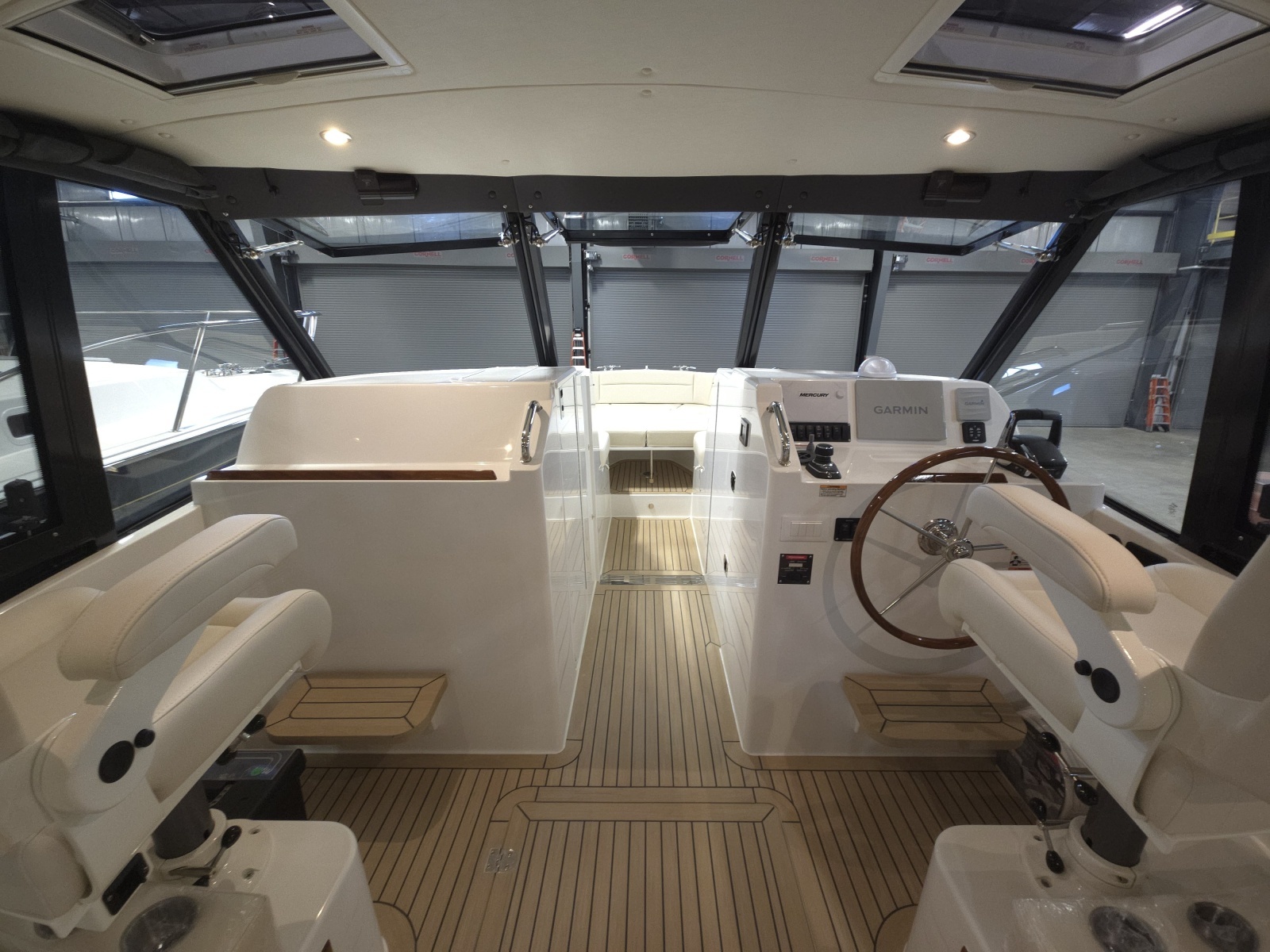 The Sunshine Crew 38ft MJM Yacht For Sale