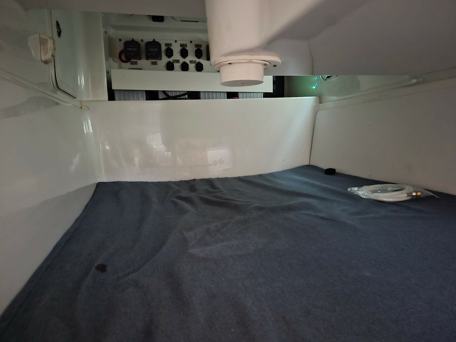 Paradise Bound 35ft Everglades Yacht For Sale