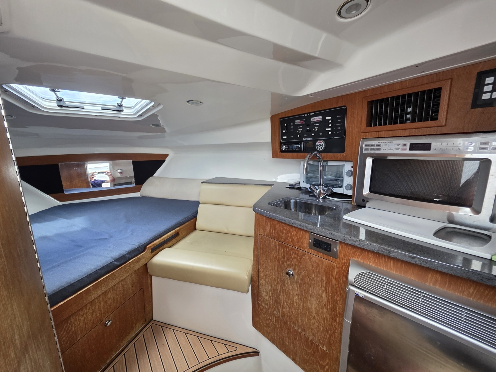 Paradise Bound 35ft Everglades Yacht For Sale