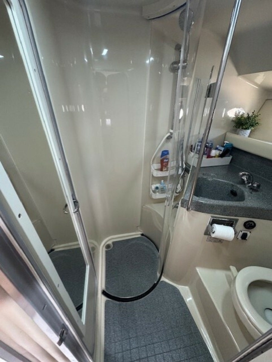 She Said Yes 37ft Larson Yacht For Sale