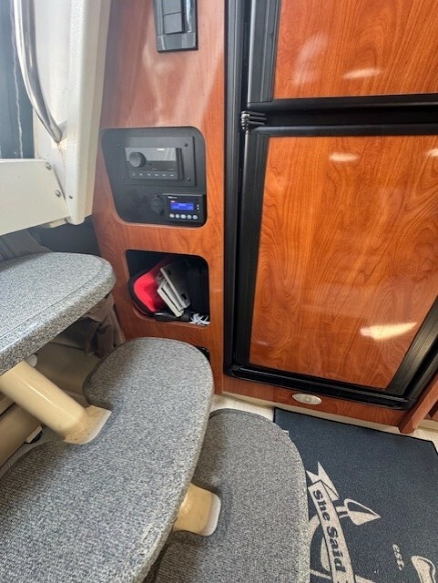 She Said Yes 37ft Larson Yacht For Sale