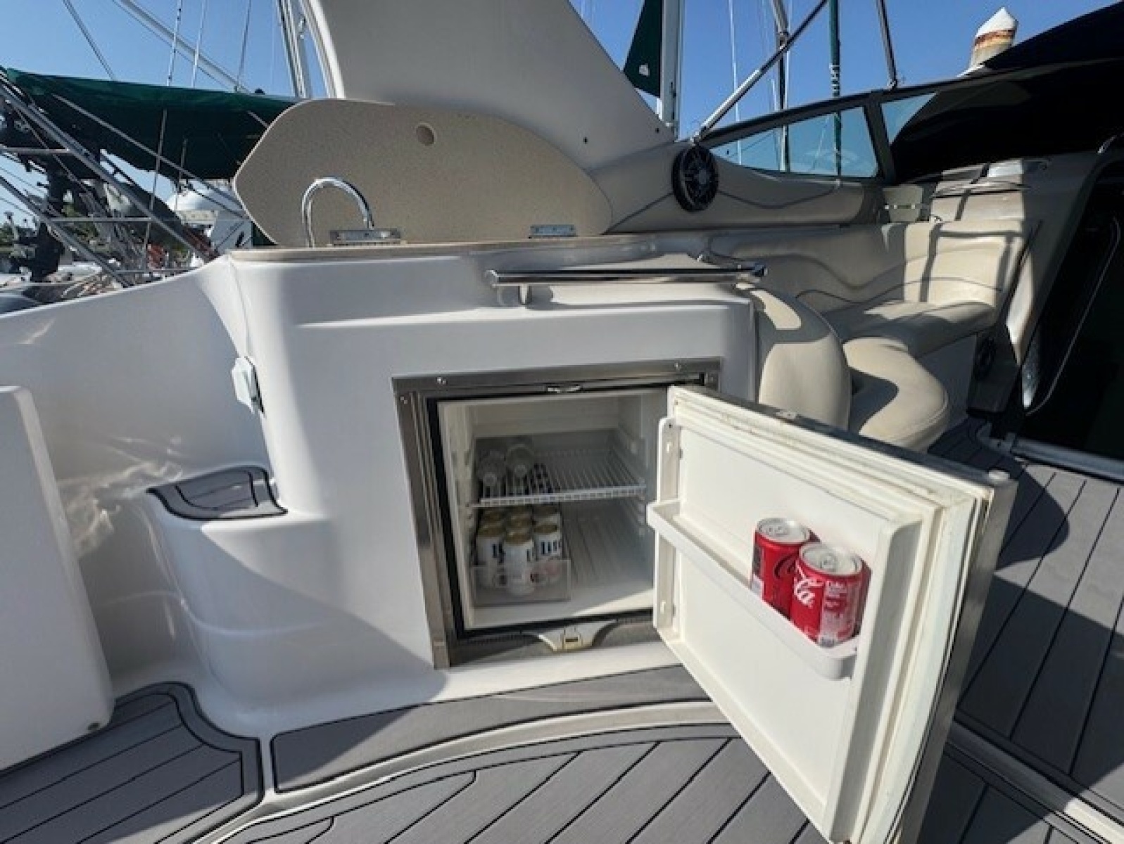 She Said Yes 37ft Larson Yacht For Sale