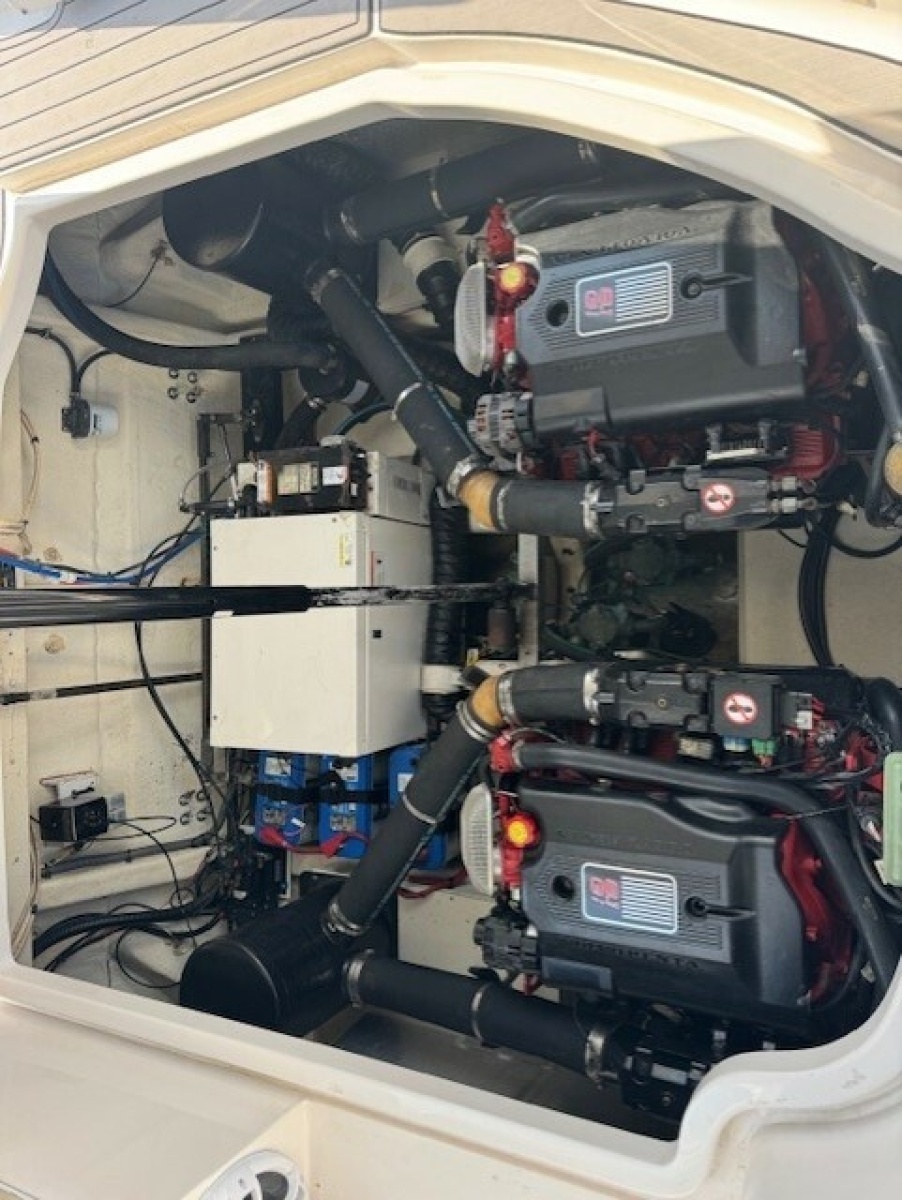 She Said Yes 37ft Larson Yacht For Sale