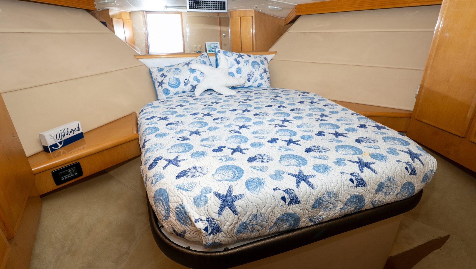 50' 2000 Hatteras 50 Convertible