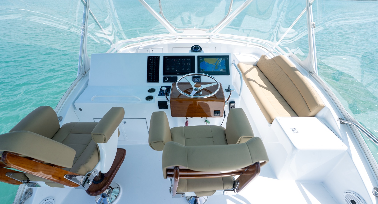 50' 2000 Hatteras 50 Convertible