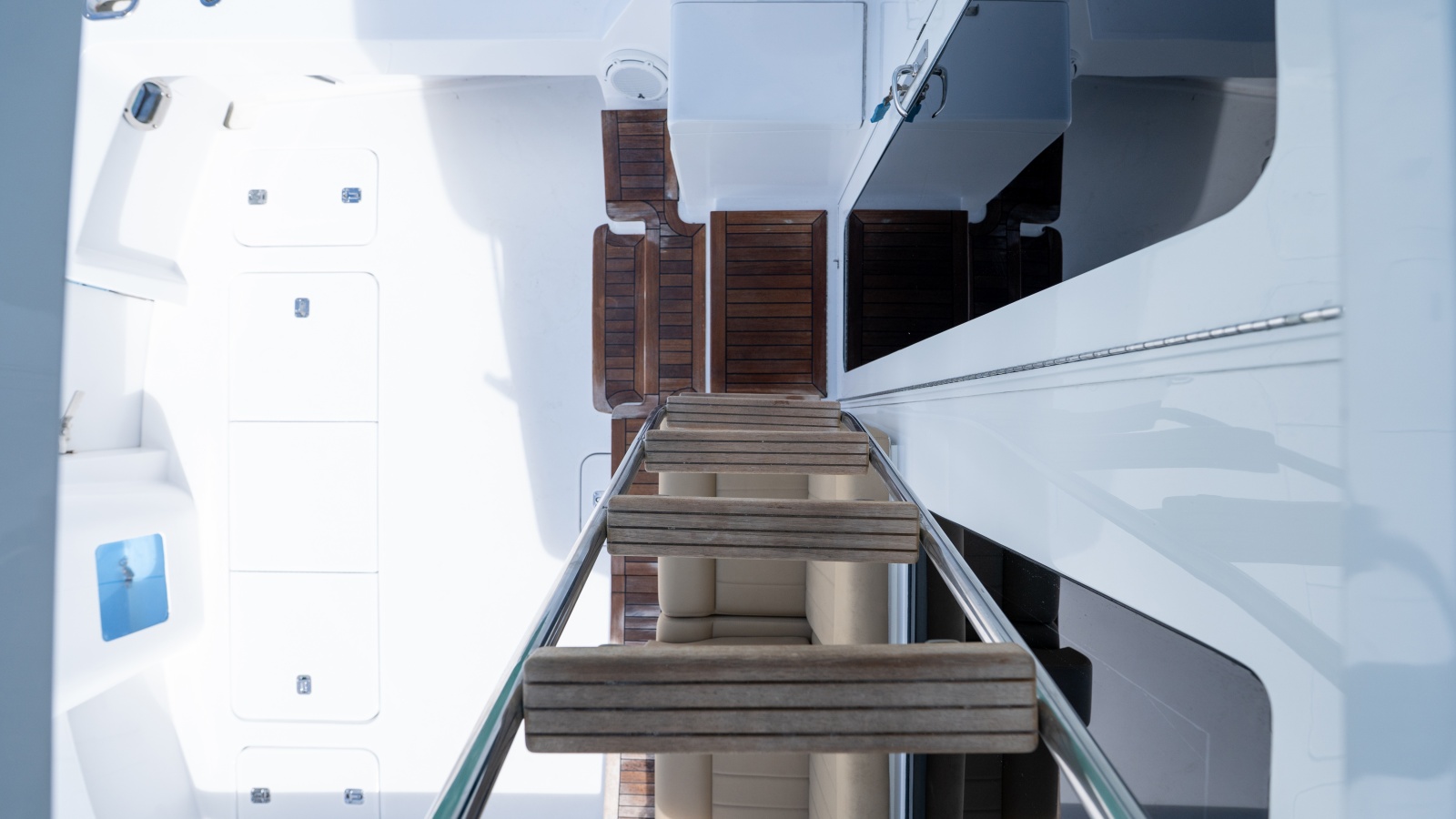 50' 2000 Hatteras 50 Convertible