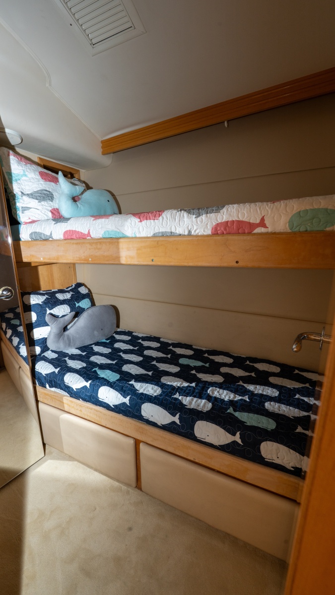 50' 2000 Hatteras 50 Convertible