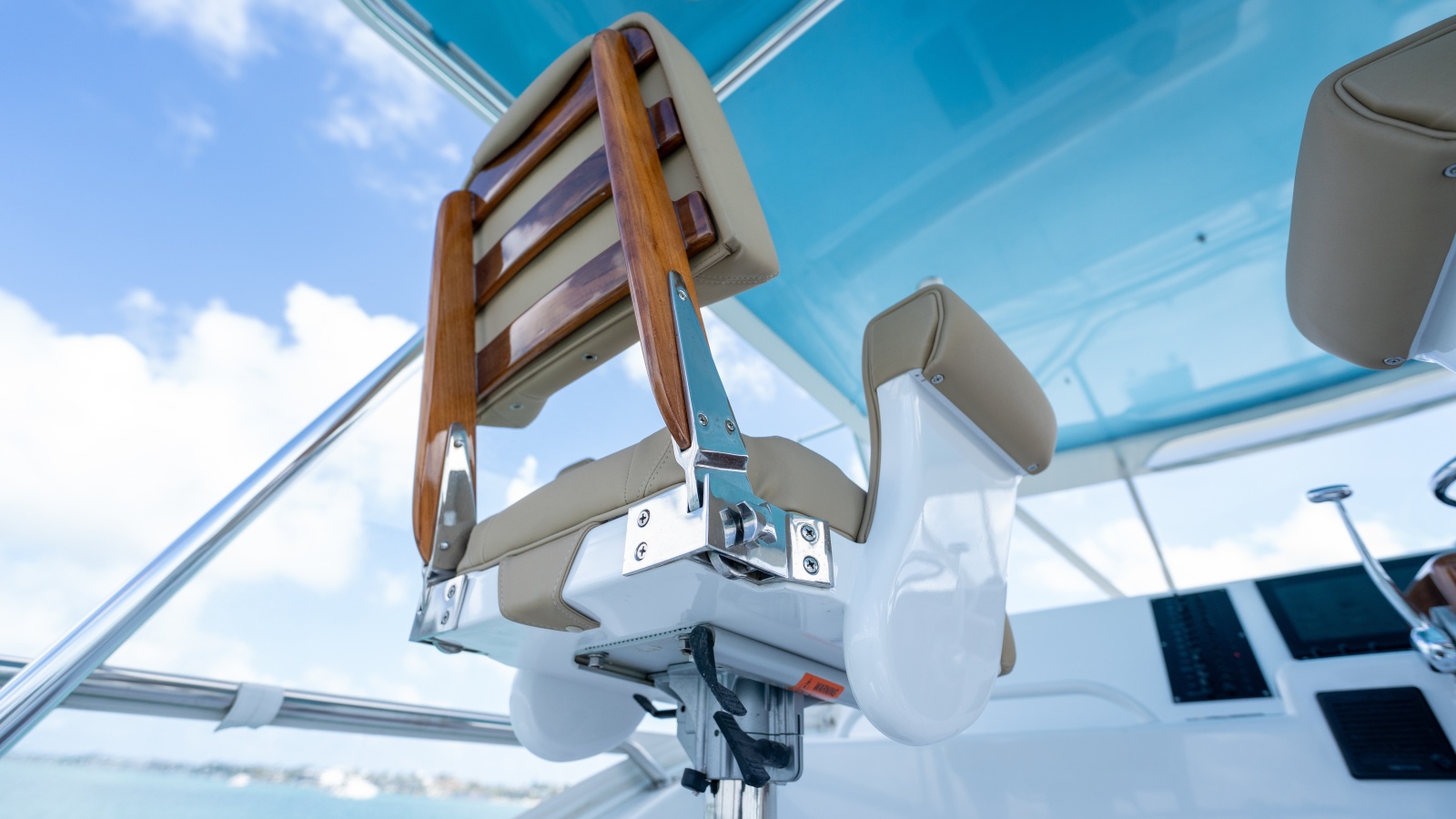 50' 2000 Hatteras 50 Convertible