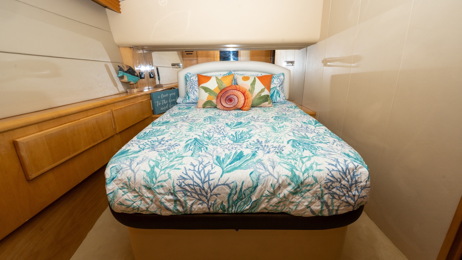 50' 2000 Hatteras 50 Convertible