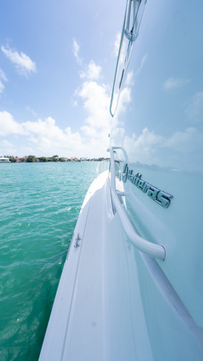 50' 2000 Hatteras 50 Convertible