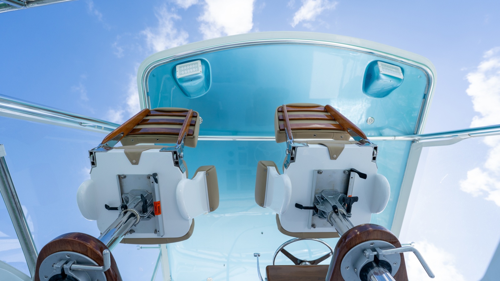 50' 2000 Hatteras 50 Convertible