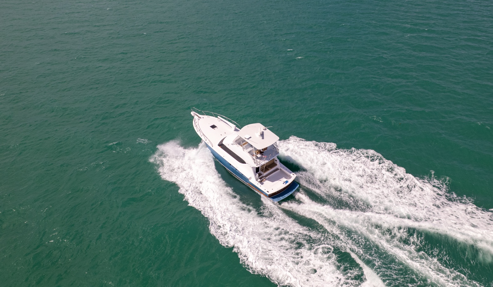 50' 2000 Hatteras 50 Convertible