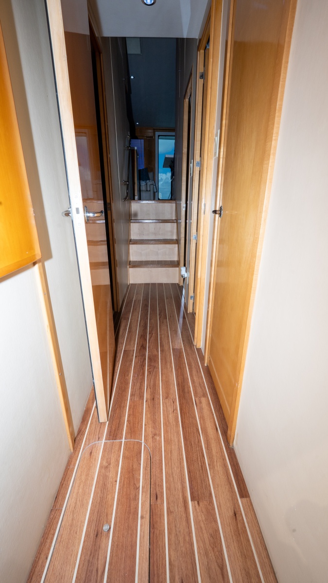 50' 2000 Hatteras 50 Convertible