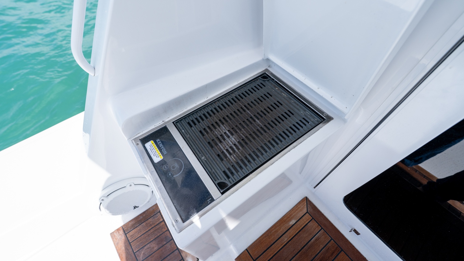 50' 2000 Hatteras 50 Convertible