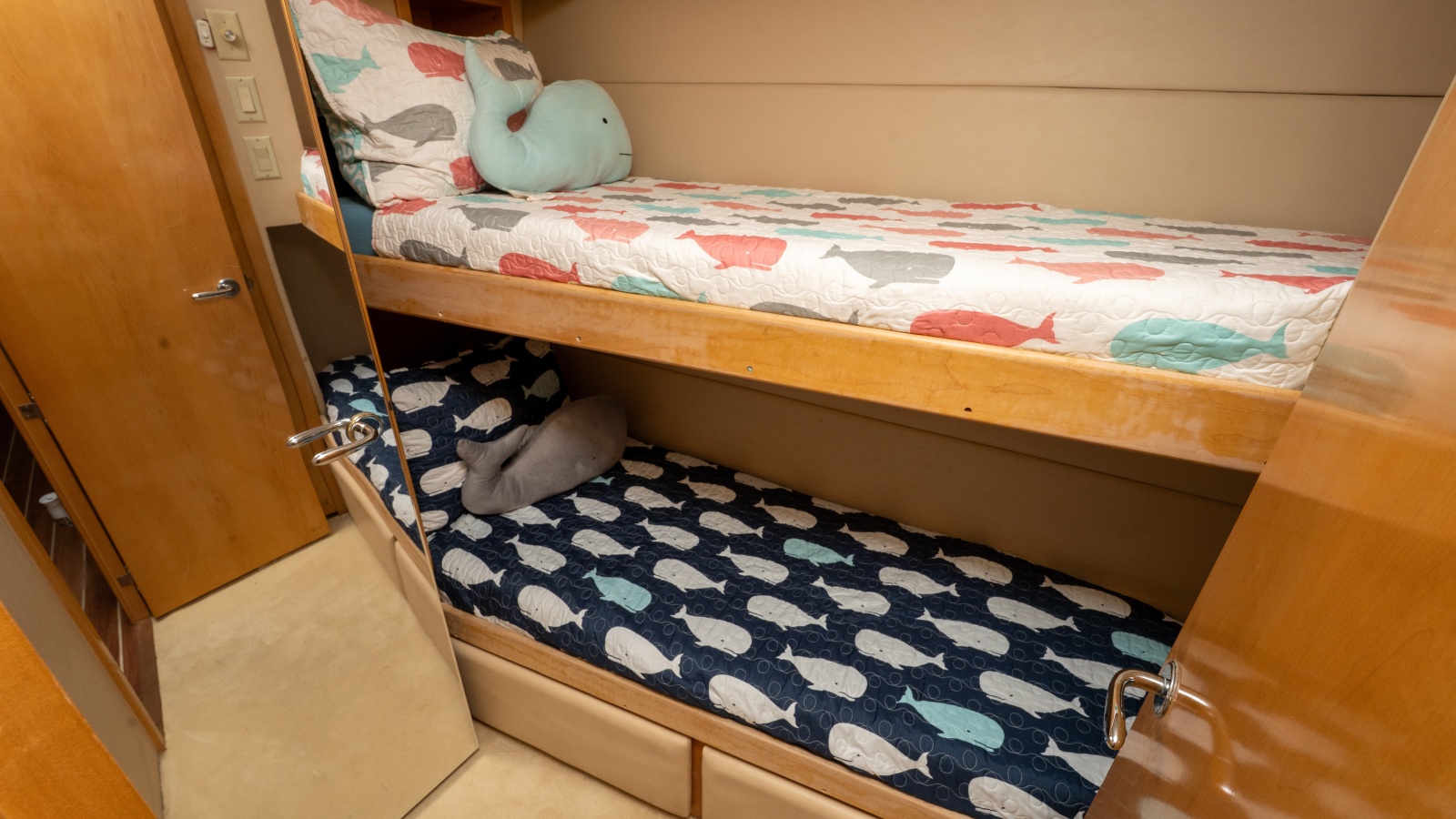 50' 2000 Hatteras 50 Convertible