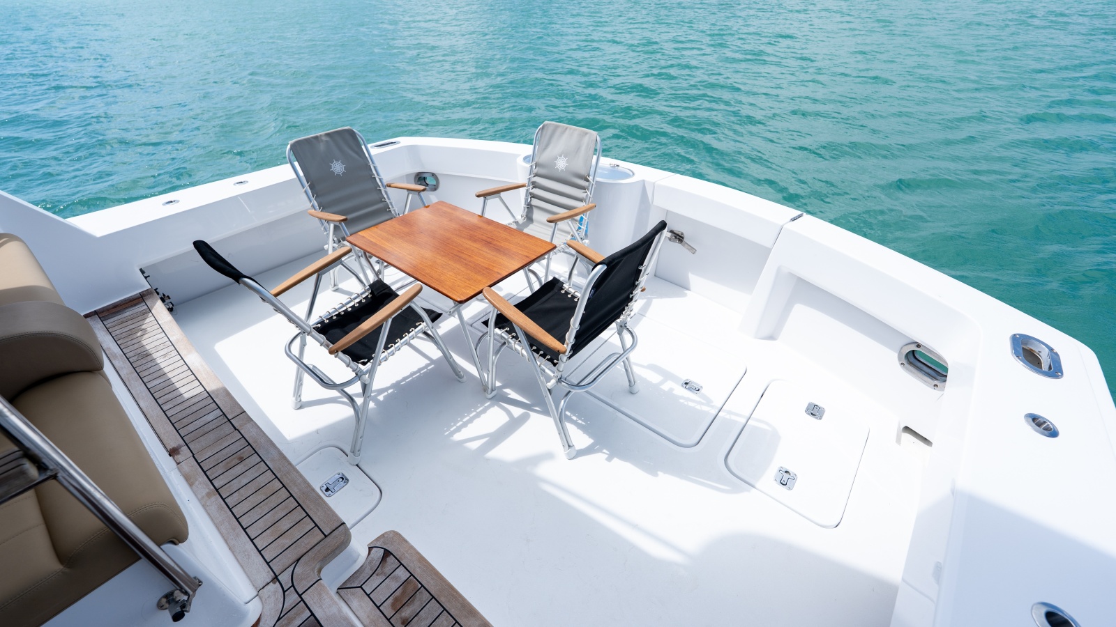 50' 2000 Hatteras 50 Convertible