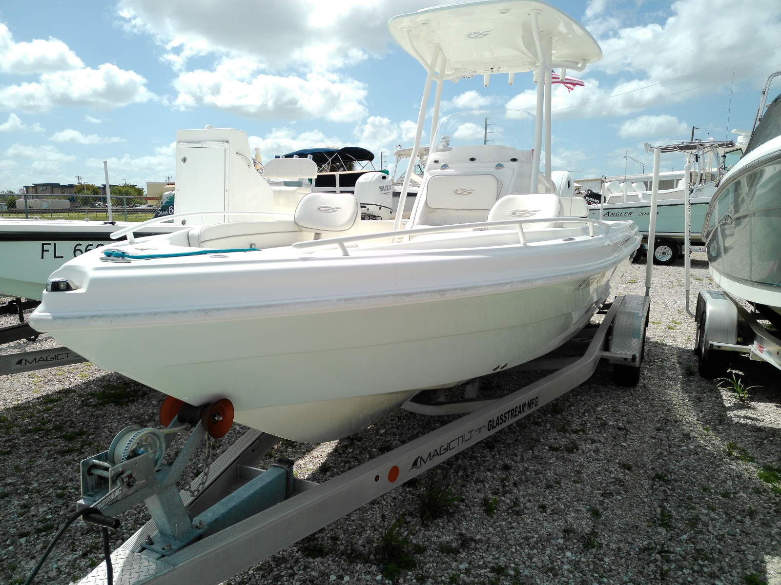 24' 2023 Glasstream 