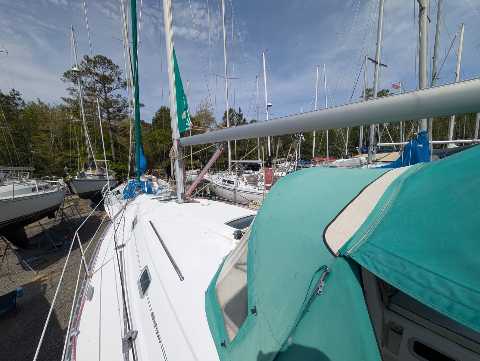 Hakuna Matata 33ft Beneteau Yacht For Sale