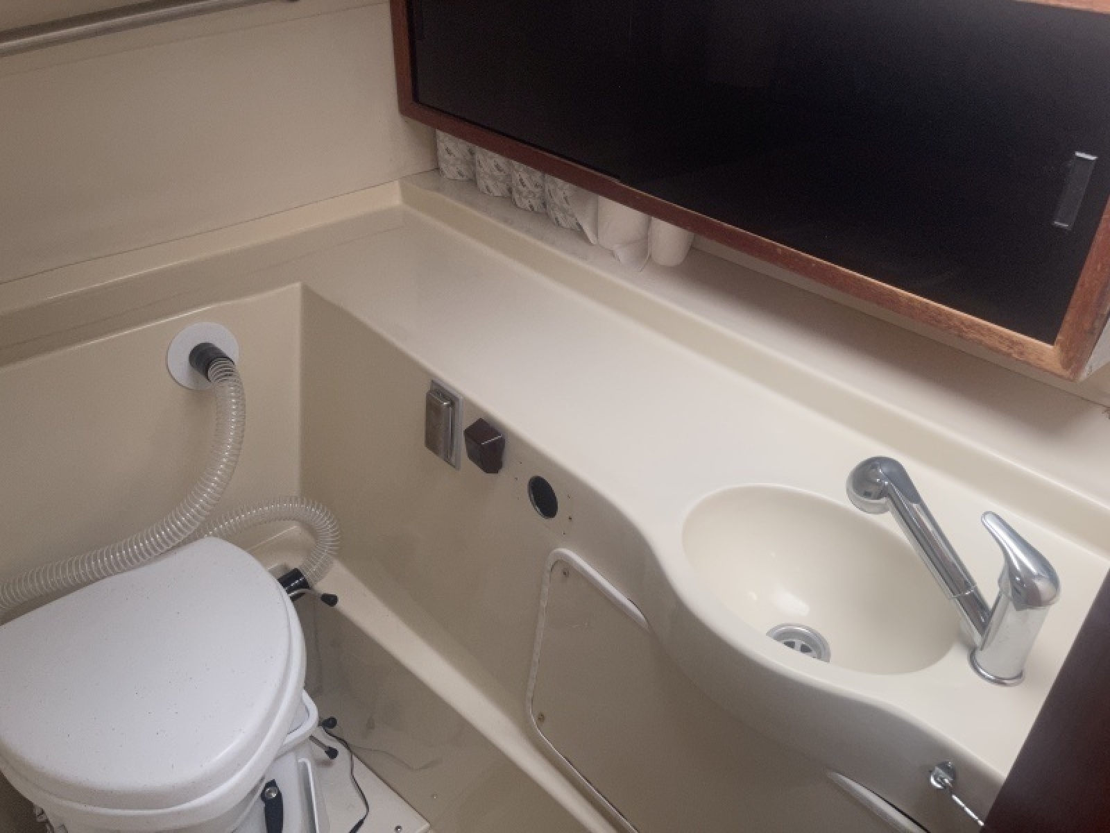 Miss Beautiful 34ft Gemini Yacht For Sale