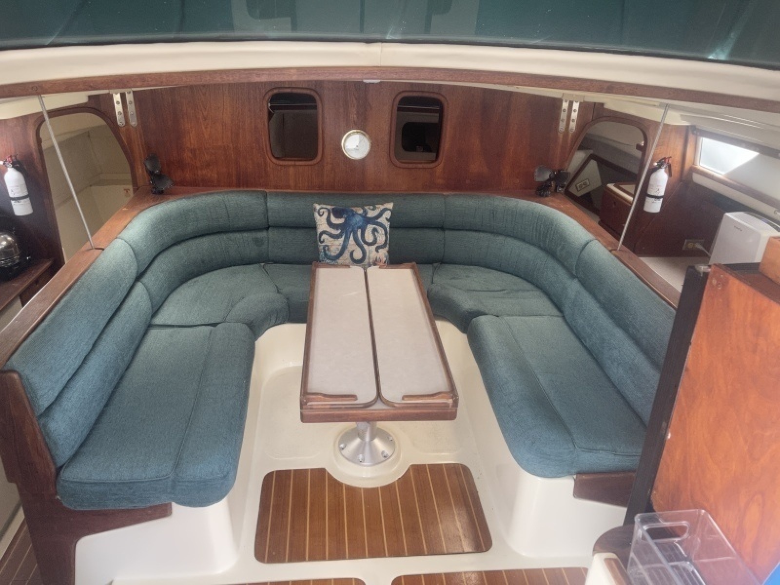 Miss Beautiful 34ft Gemini Yacht For Sale