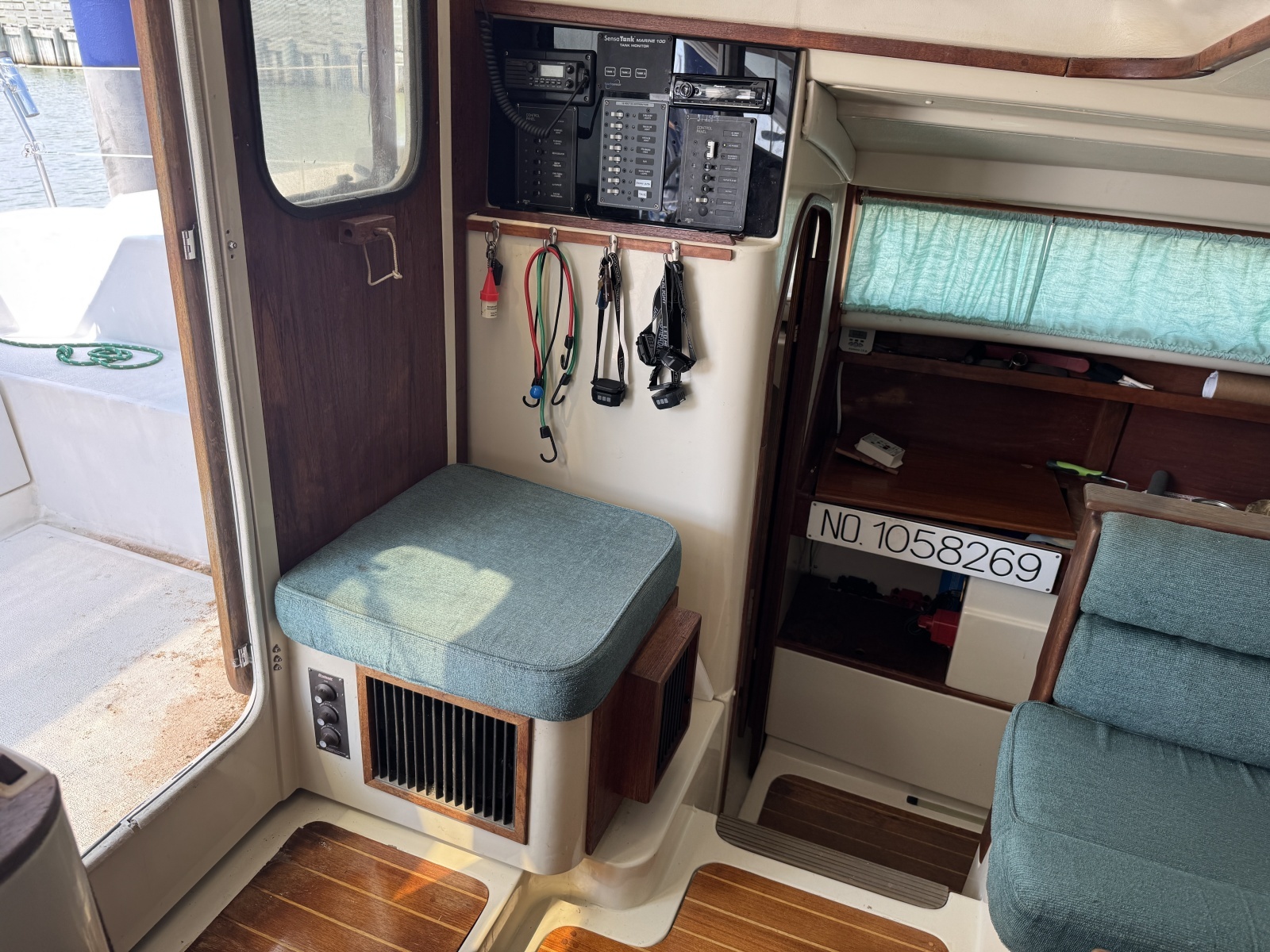 Miss Beautiful 34ft Gemini Yacht For Sale