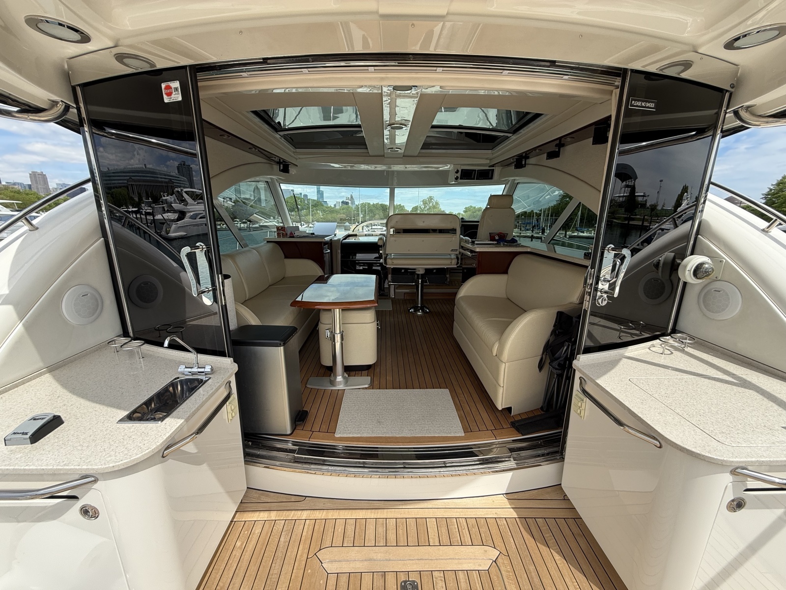 Rip Tide V 60ft Sea Ray Yacht For Sale