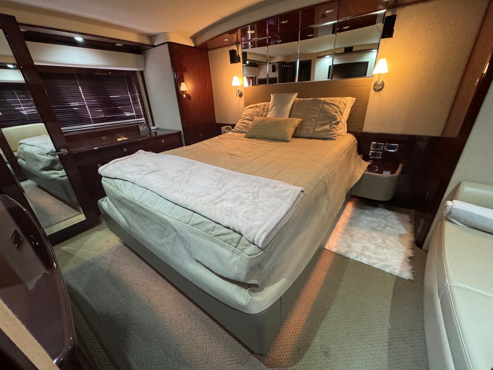 Rip Tide V 60ft Sea Ray Yacht For Sale