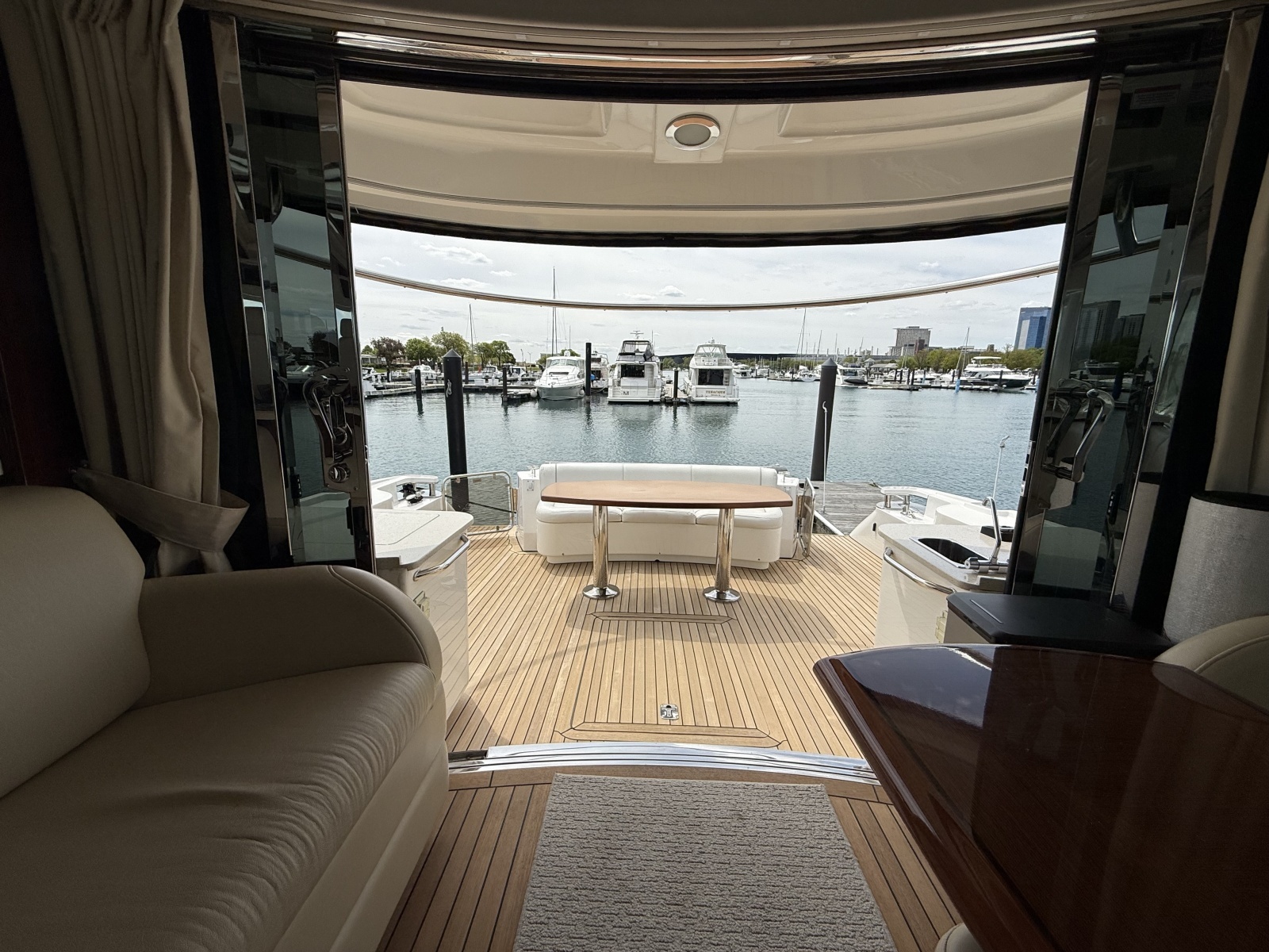 Rip Tide V 60ft Sea Ray Yacht For Sale