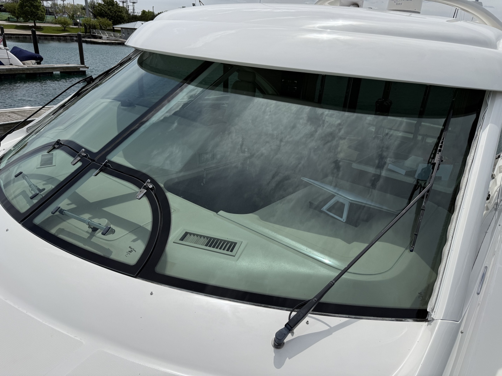 Rip Tide V 60ft Sea Ray Yacht For Sale