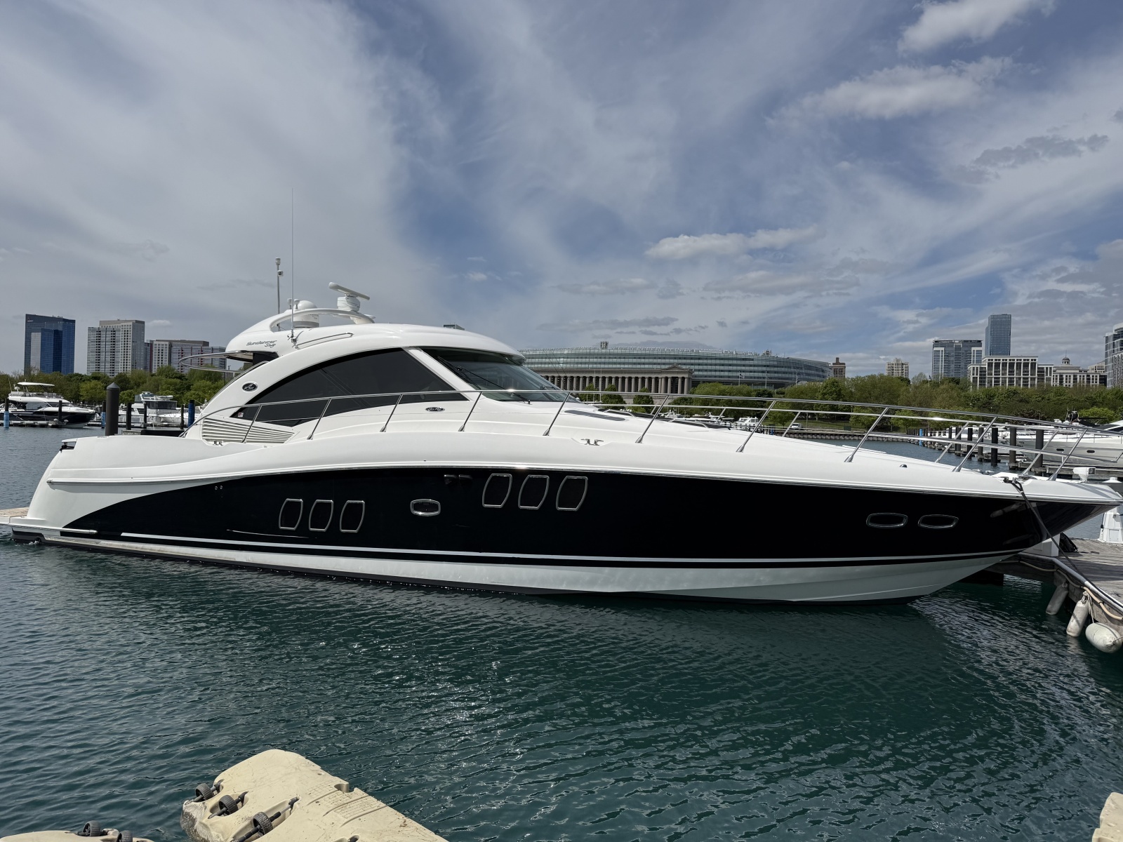 Rip Tide V 60ft Sea Ray Yacht For Sale