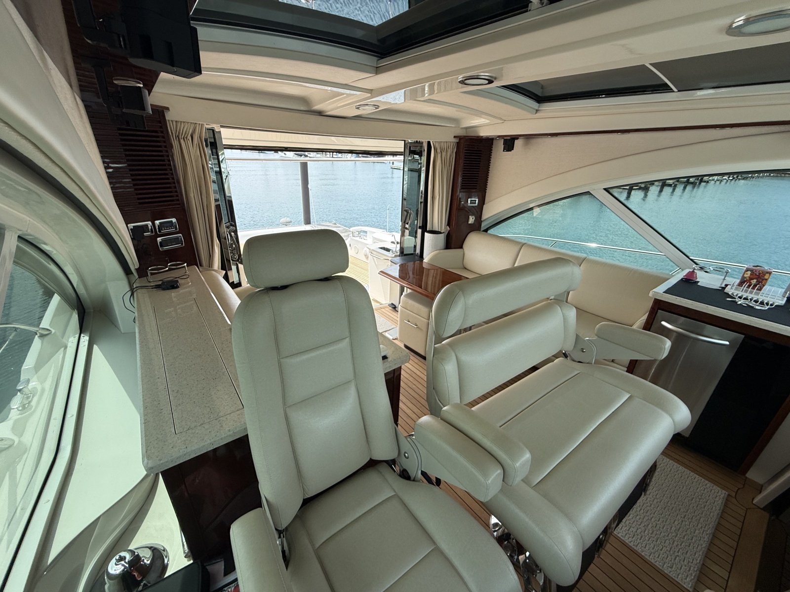 Rip Tide V 60ft Sea Ray Yacht For Sale