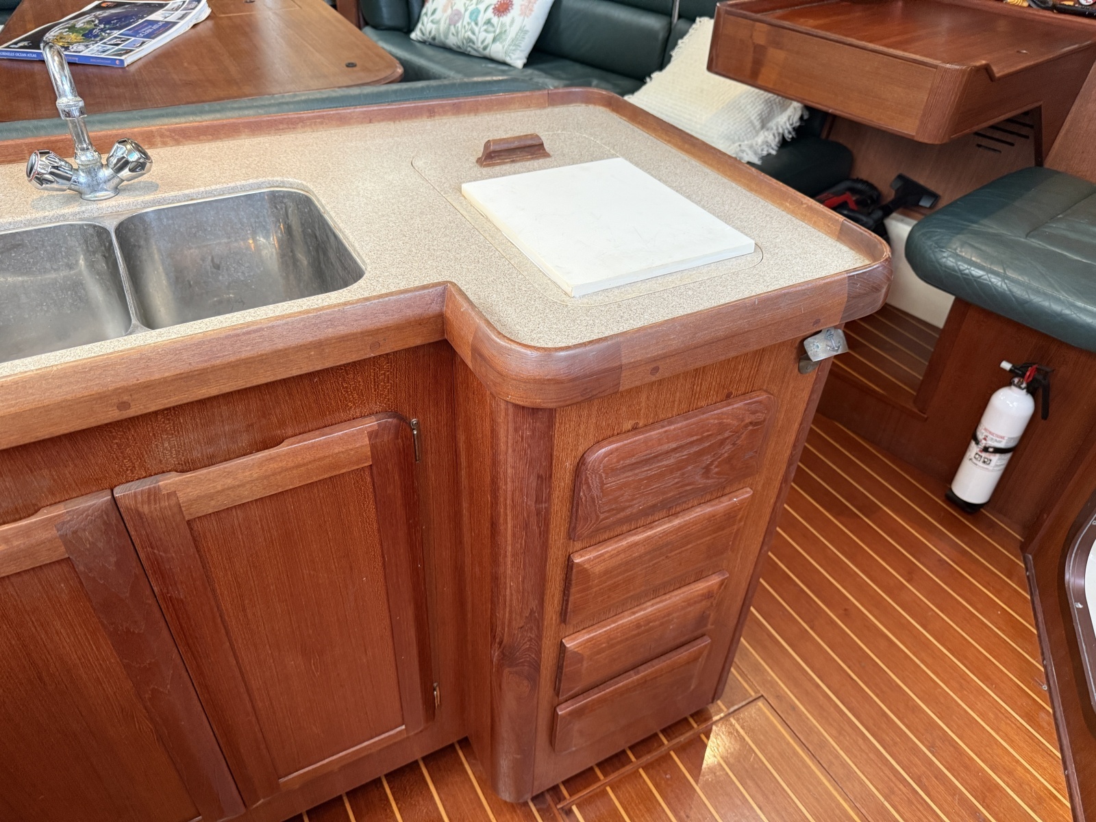 Grateful Too 40ft Hunter Yacht For Sale
