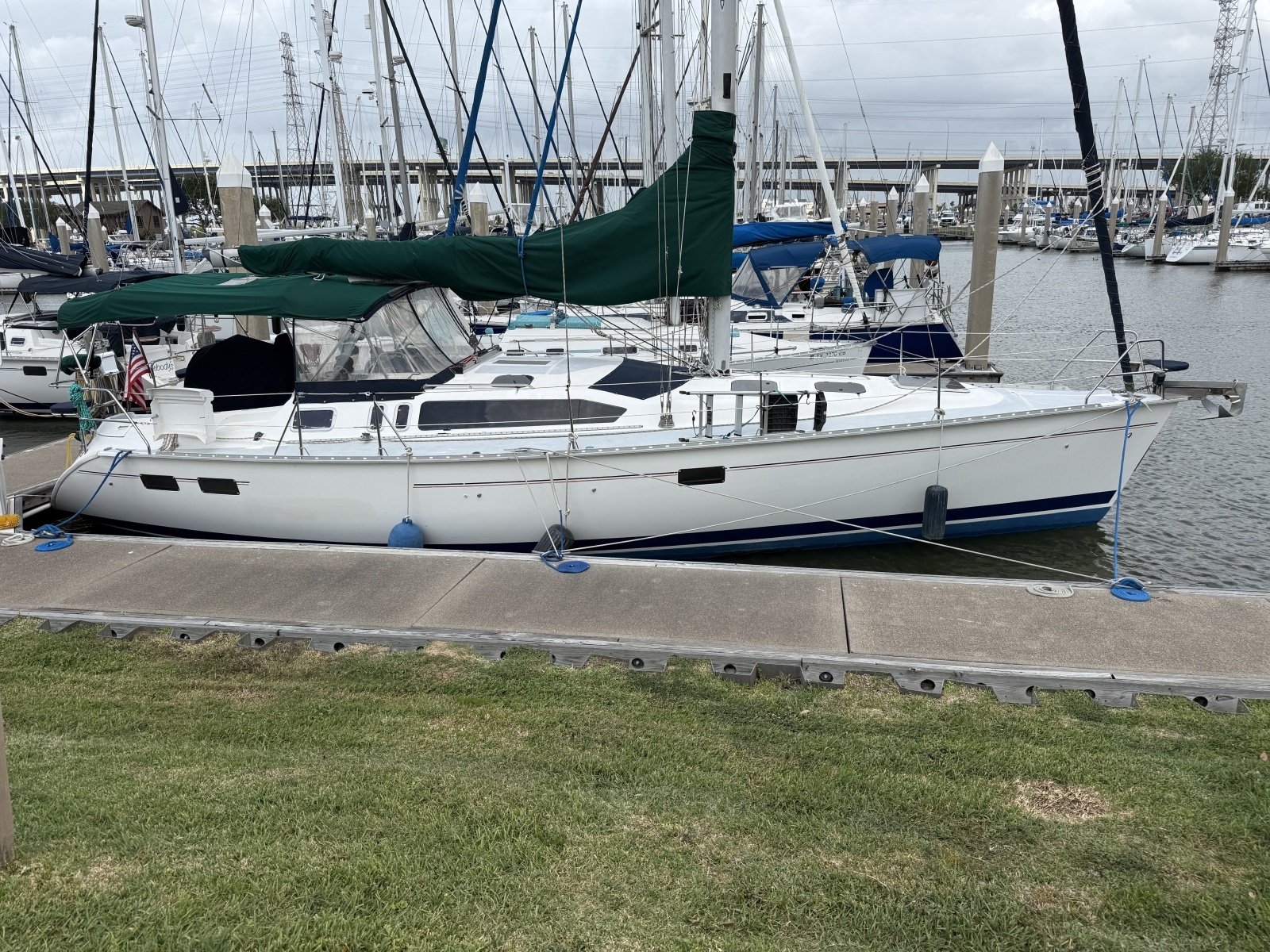 Grateful Too 40ft Hunter Yacht For Sale