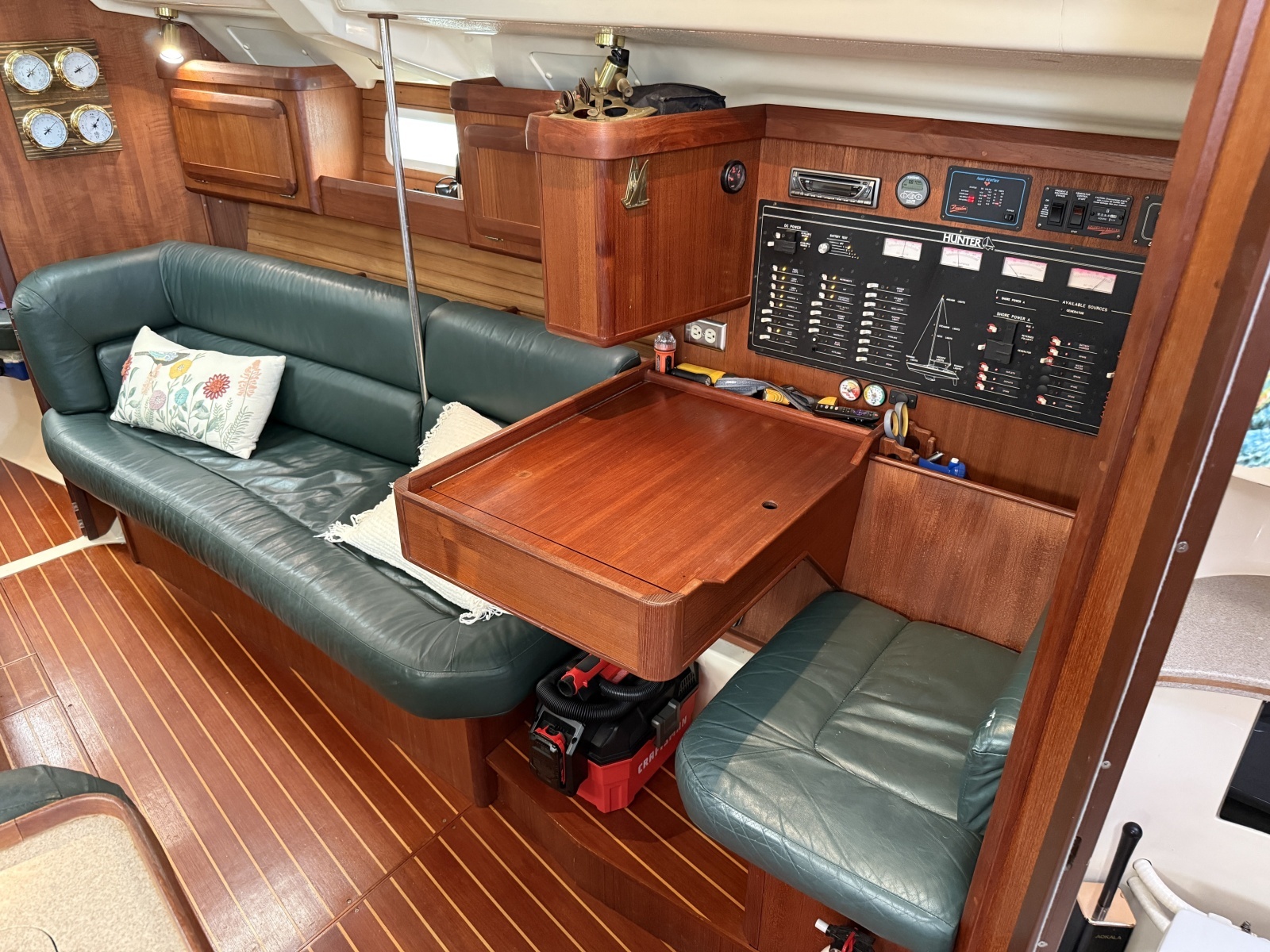 Grateful Too 40ft Hunter Yacht For Sale