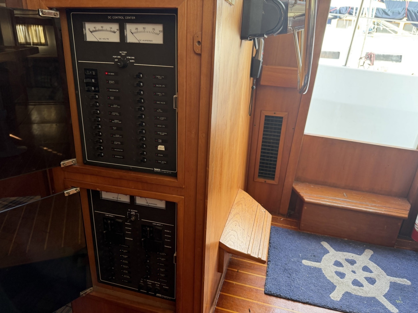 TRES DIAS III 36ft Sabreline Yacht For Sale