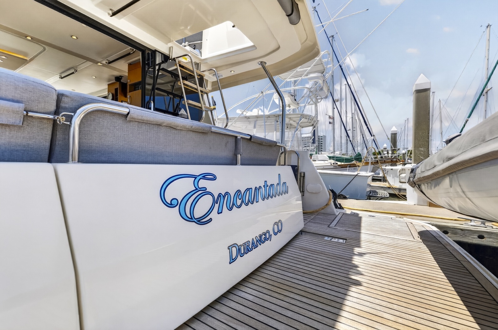 2022 Beneteau Swift Trawler 41 Fly