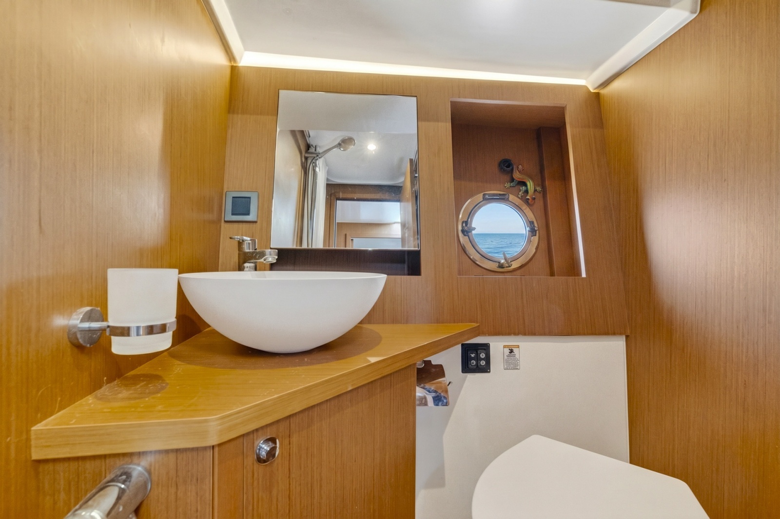 2022 Beneteau Swift Trawler 41 Fly