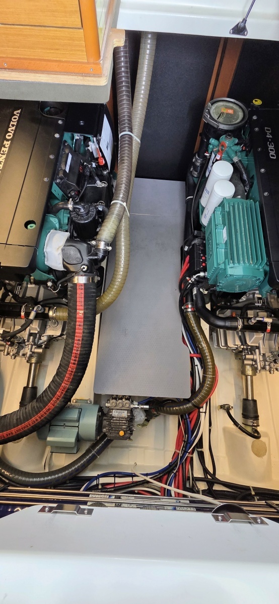 Encantada 41ft Beneteau Yacht For Sale